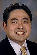 Kensaku Kamamoto