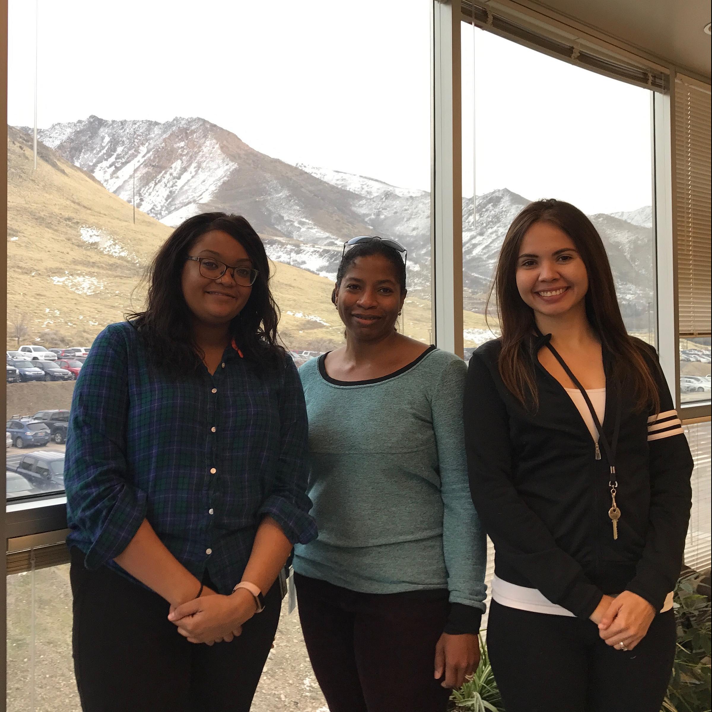 Fairfax lab members in front of mountains