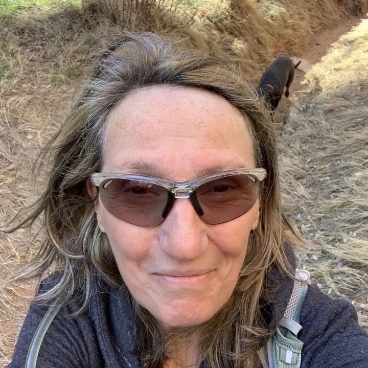 Jeanette selfie on hike