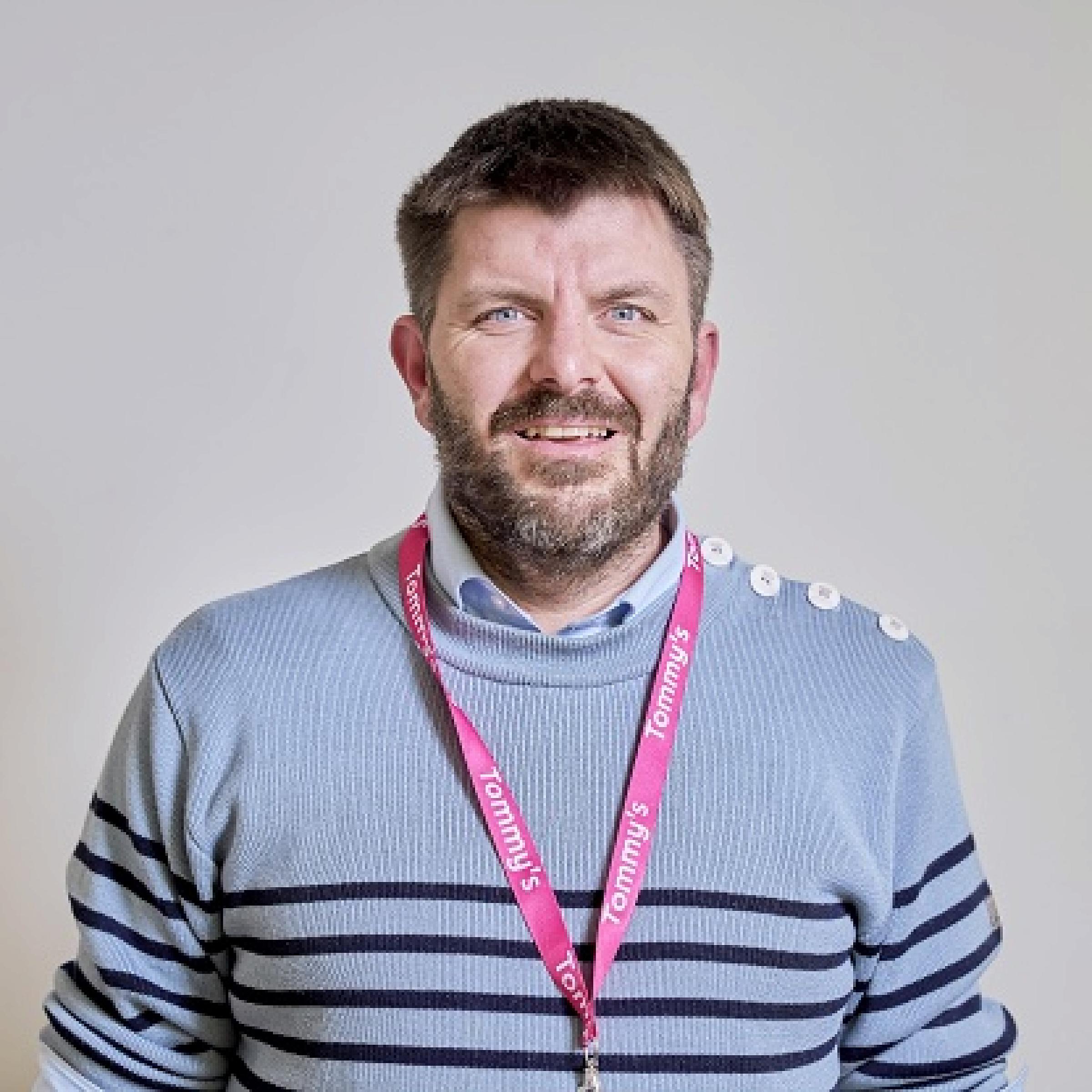 Professor Alexander Heazell headshot