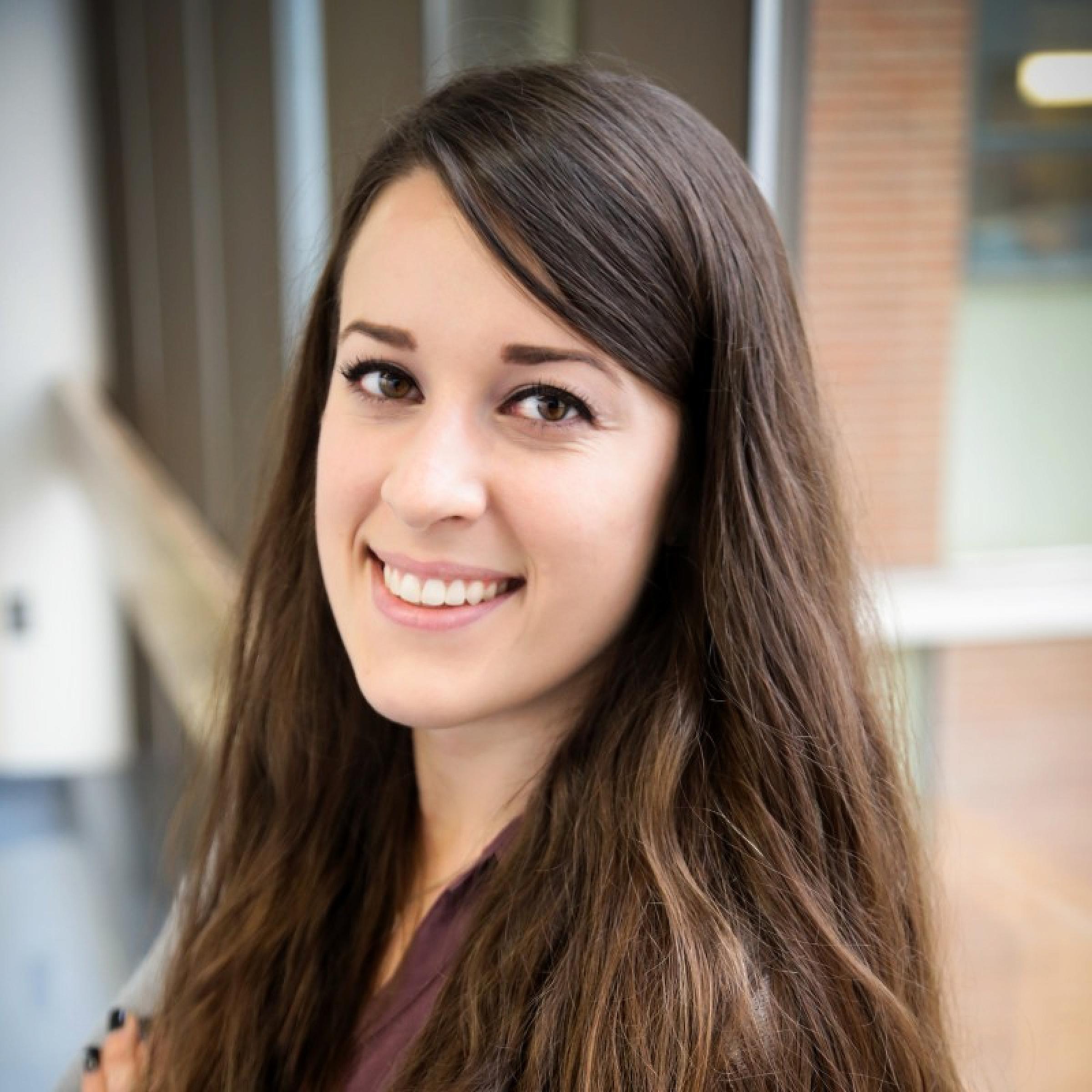 Sarah Lopez headshot
