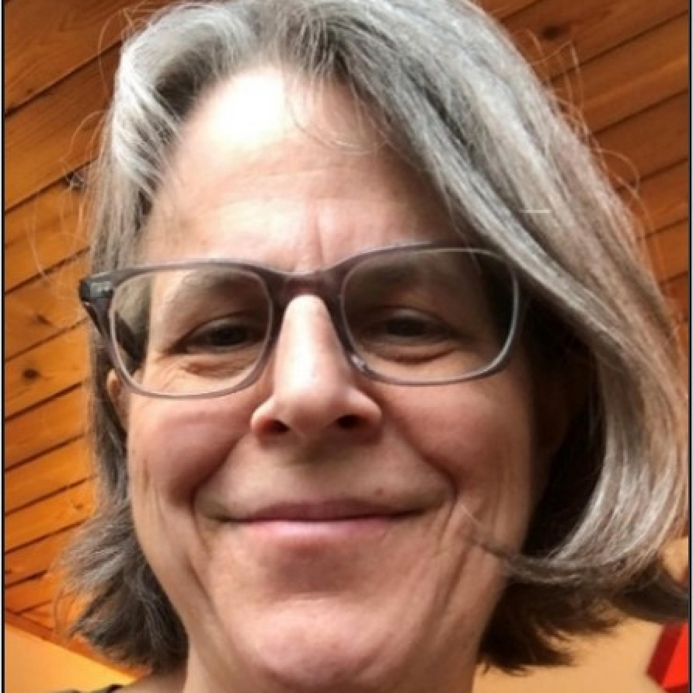 Dr. Susannah Leisher headshot
