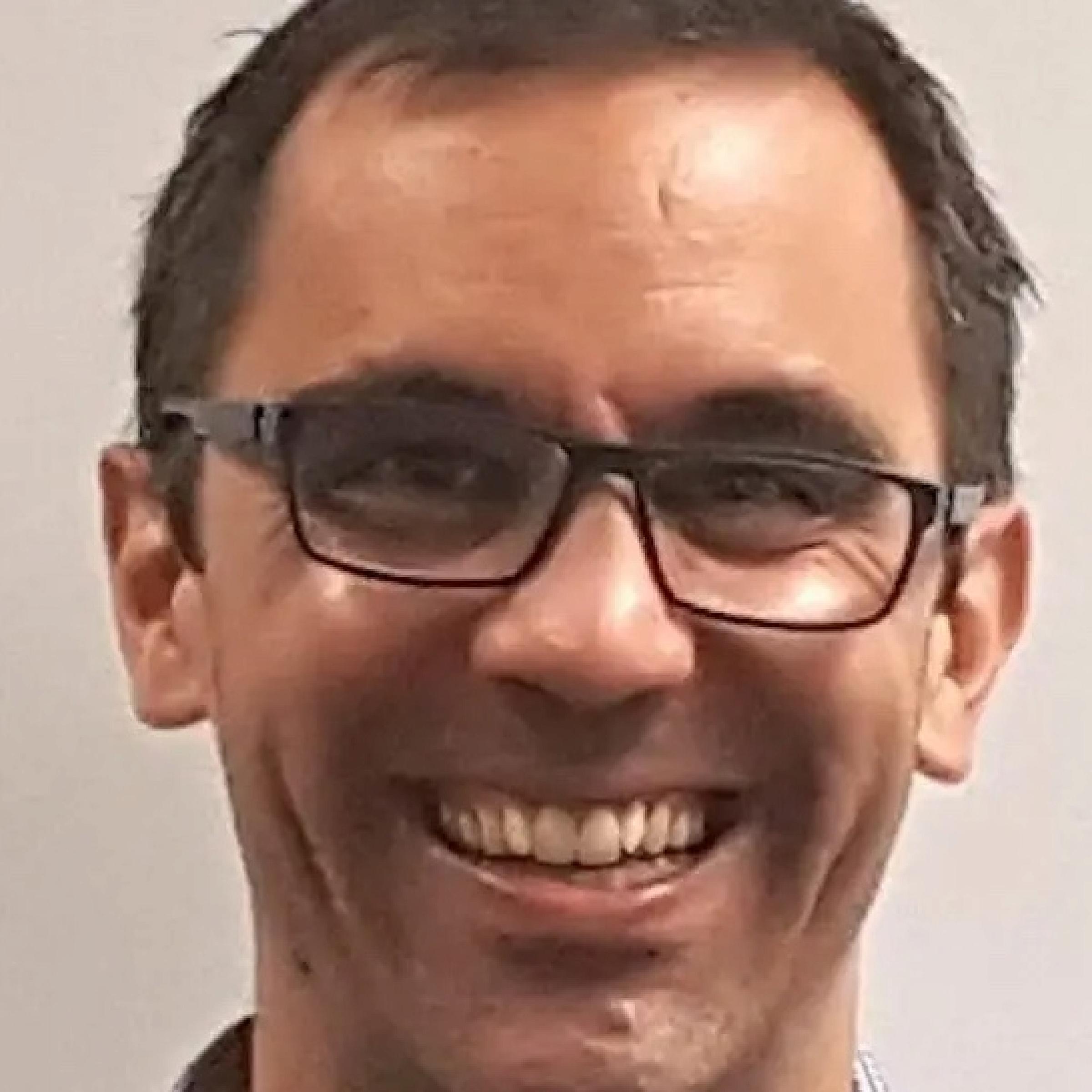 Associate Professor Chris Lehner headshot