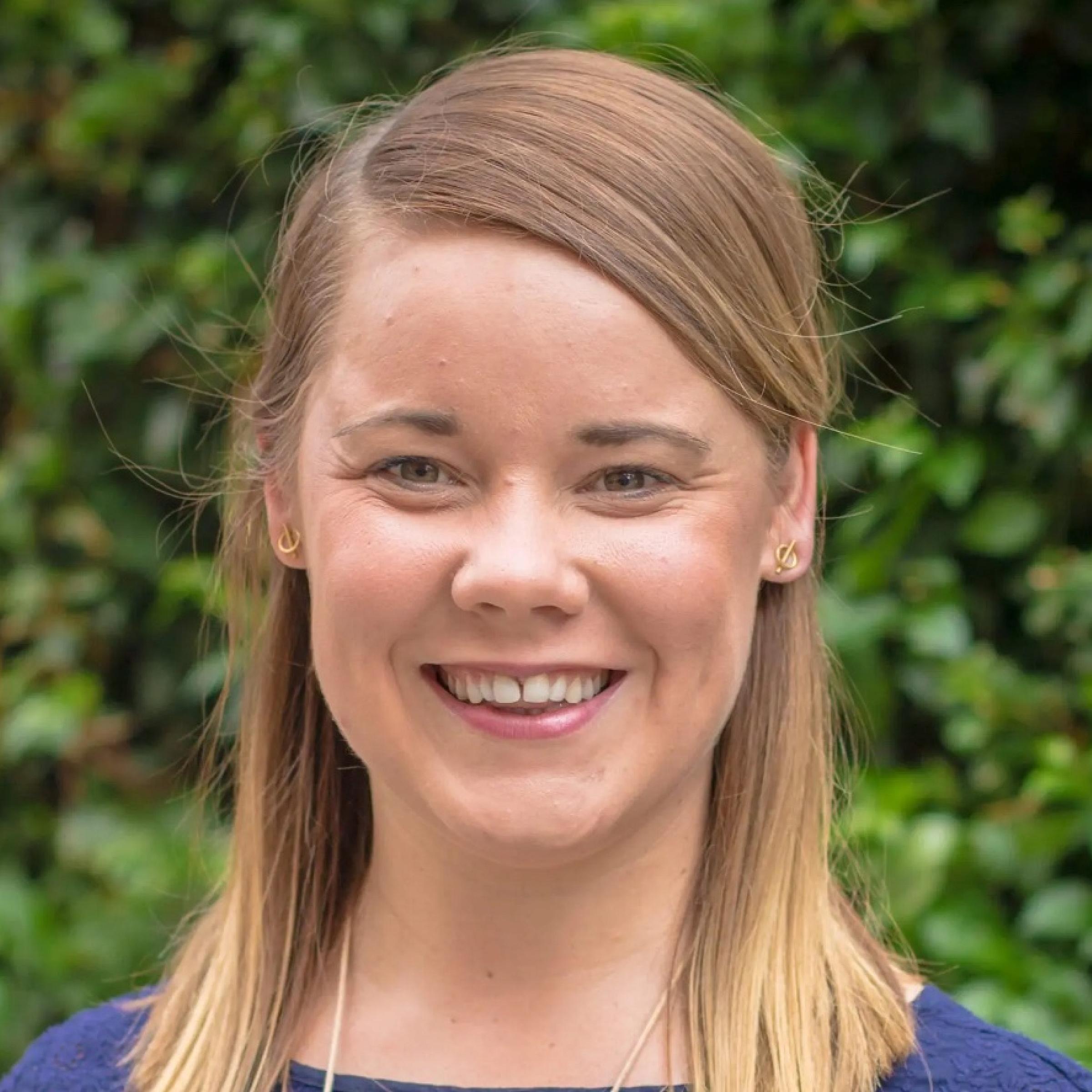Megan Weller headshot