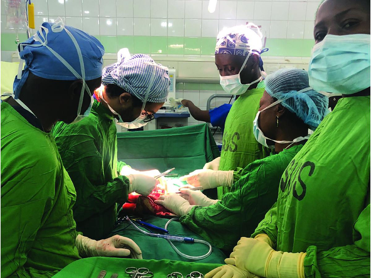 Ghana-operating-room-VRAH