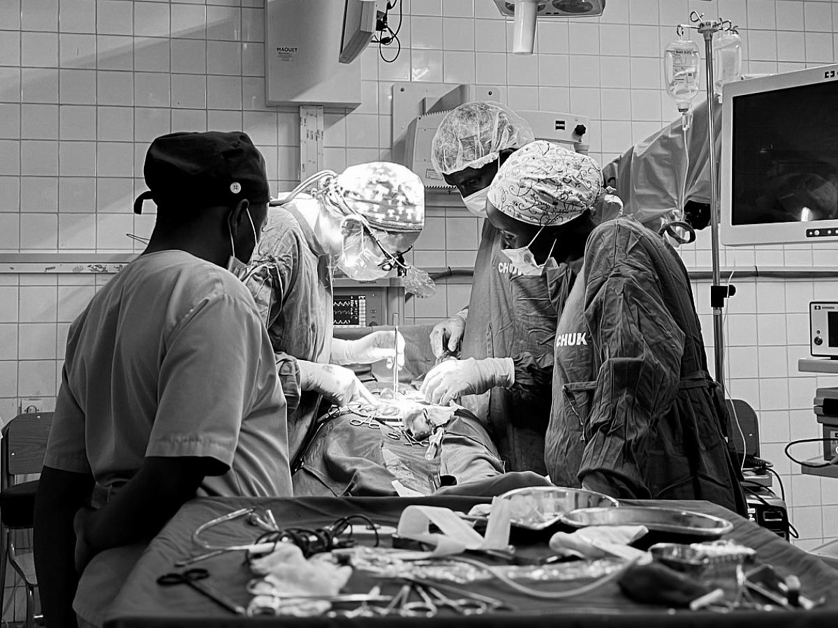 Surgeons in Rwanda performing procedure