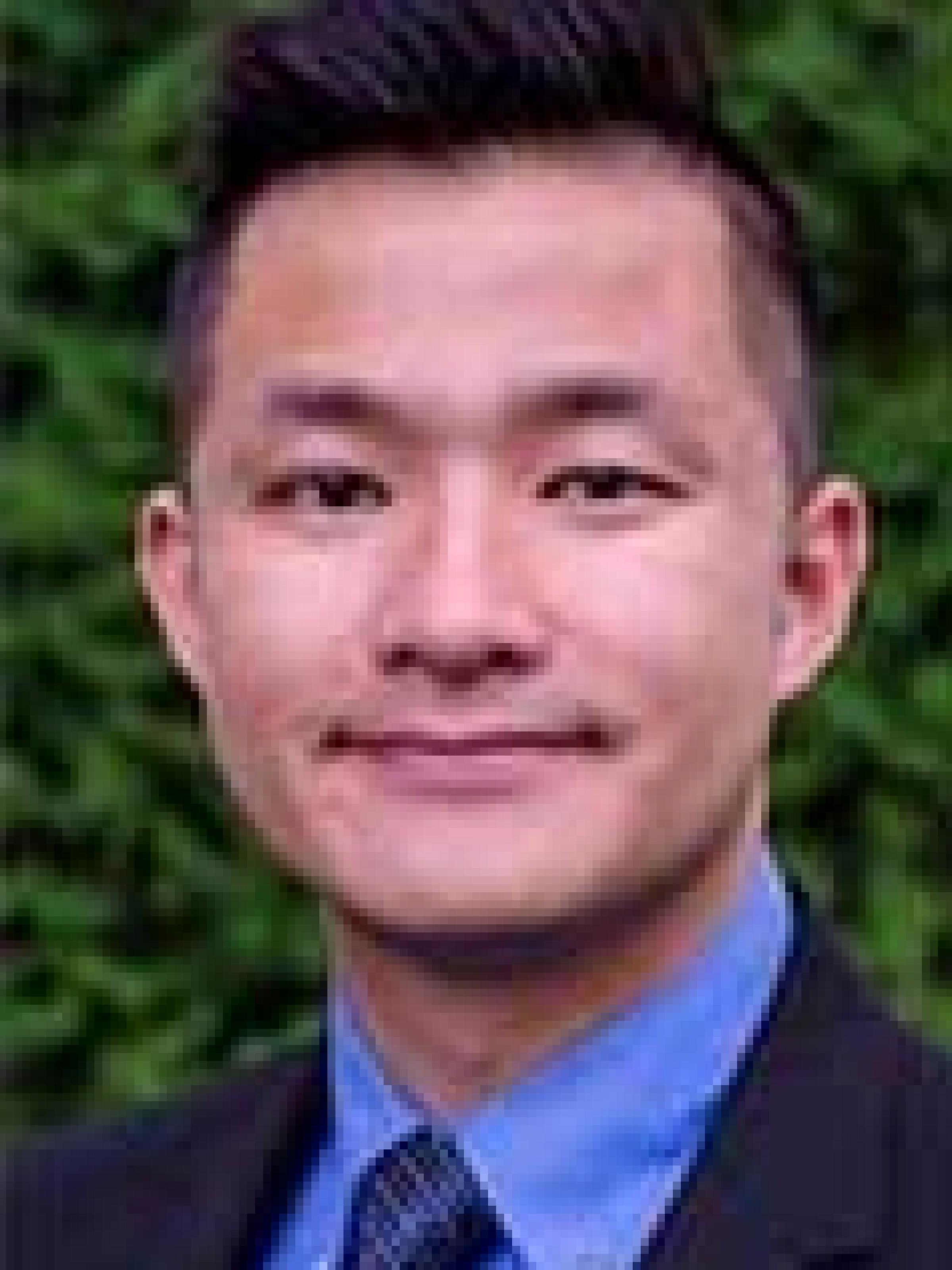 ALEX TRINH