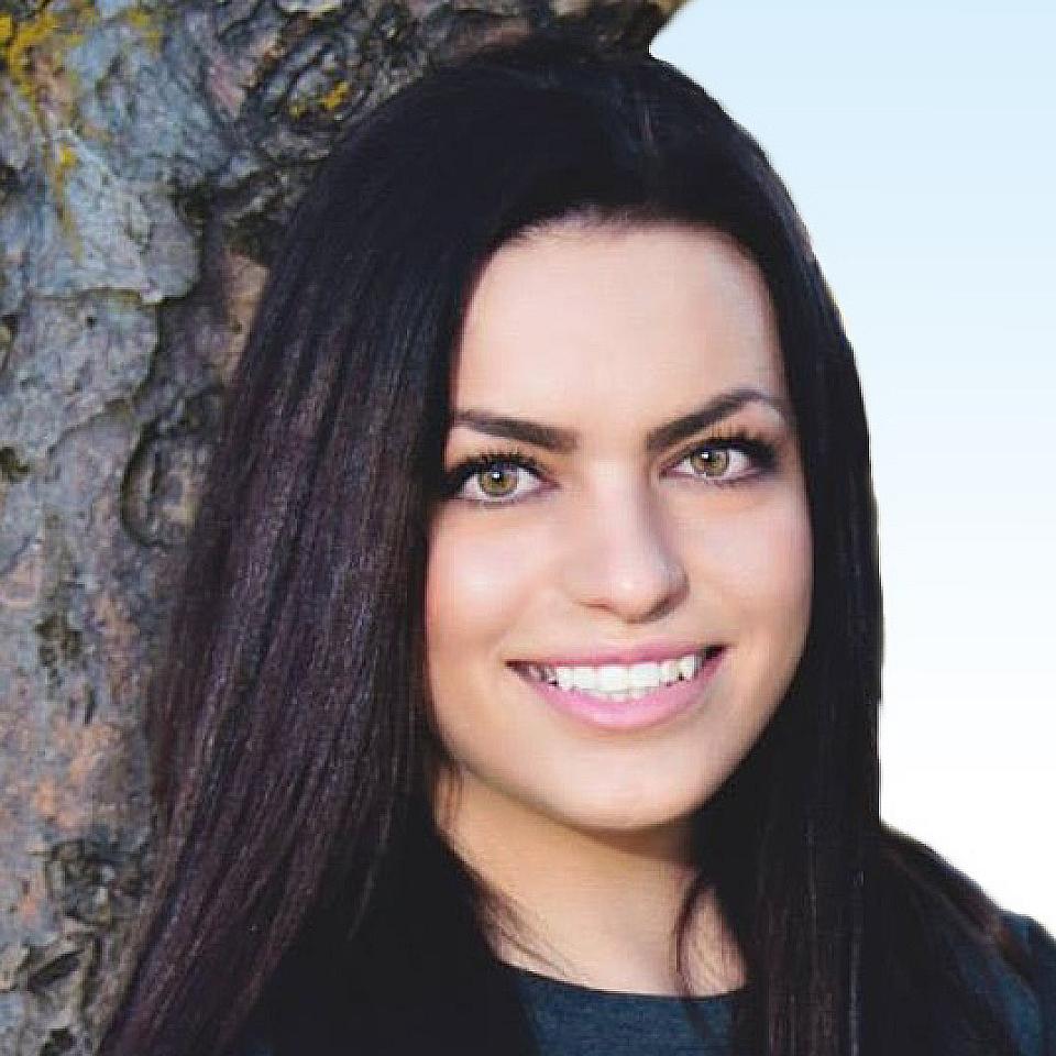 Anna Darelli-Anderson