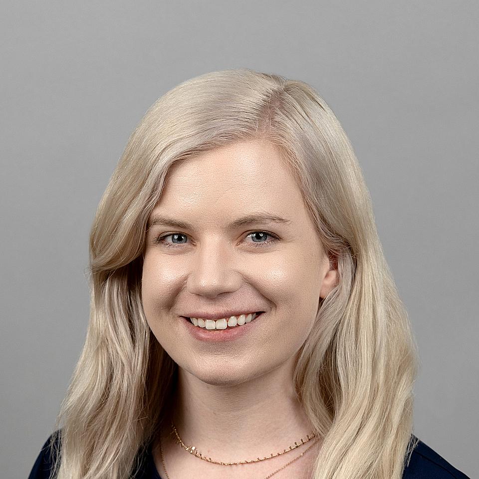 CAITLIN WHITE