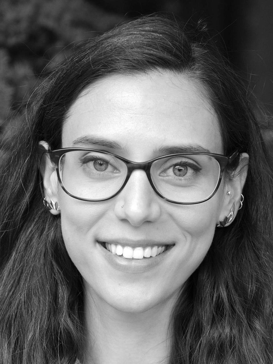 Erin Kaufman, PhD black and white headshot