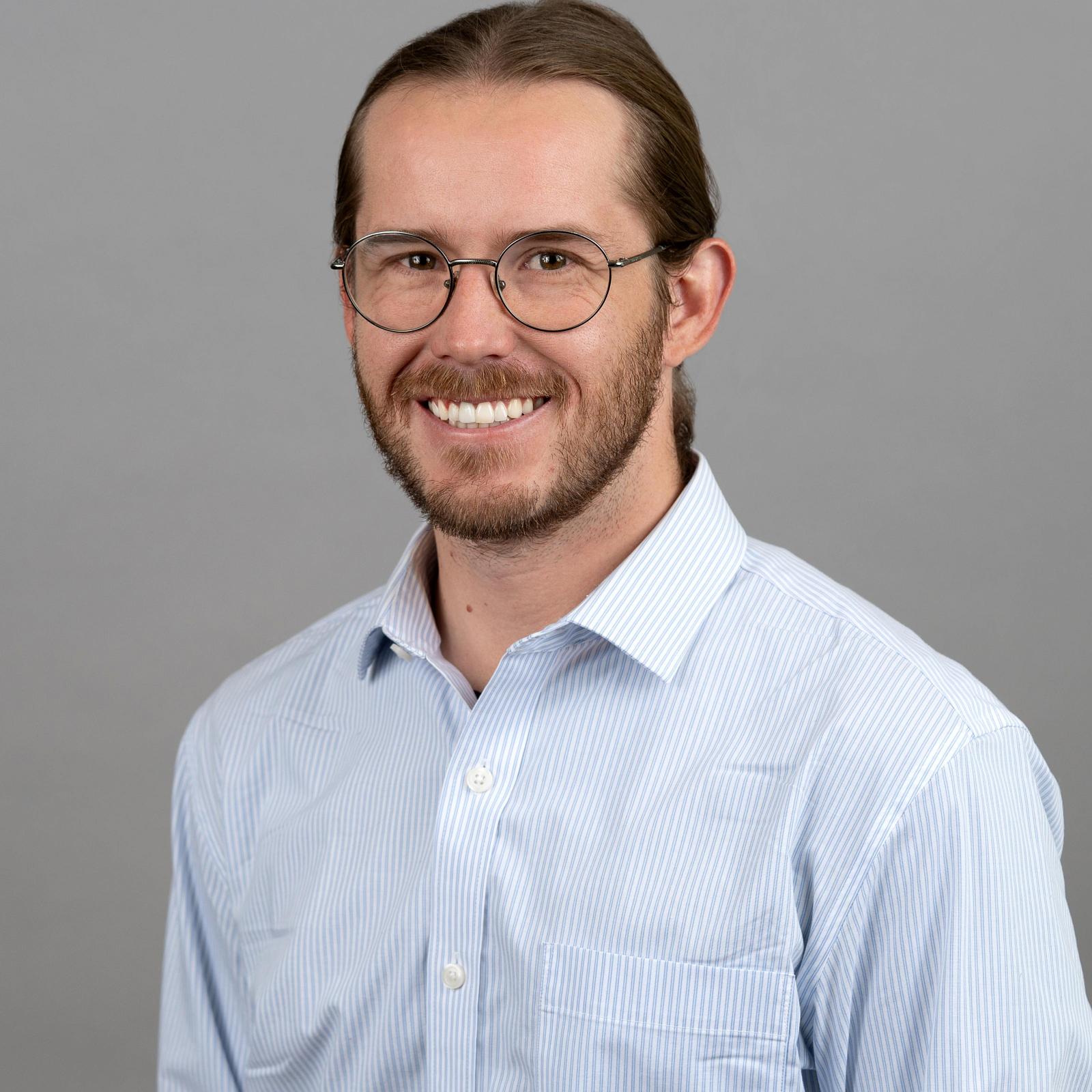 mitchell-headshot