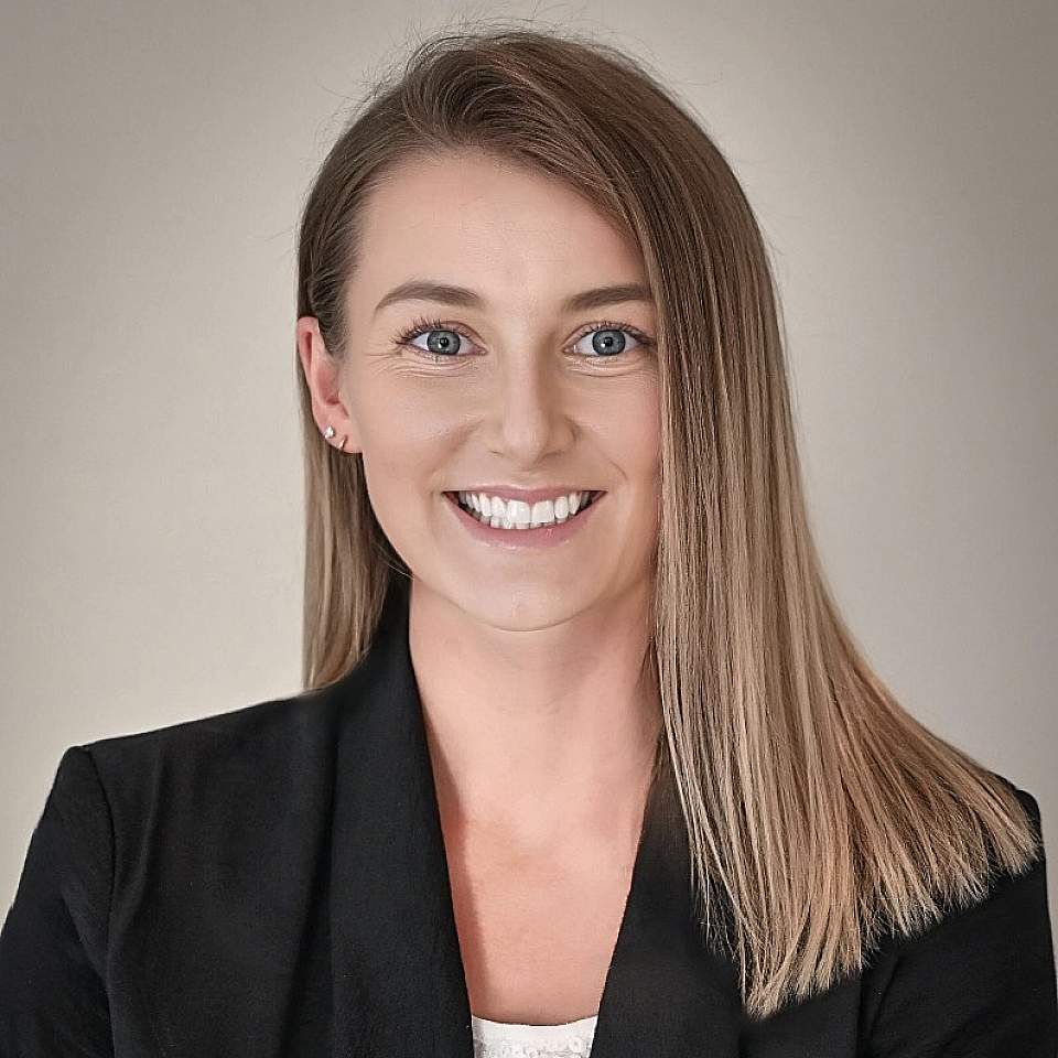Headshot of Lauren Cuddlhy, MD