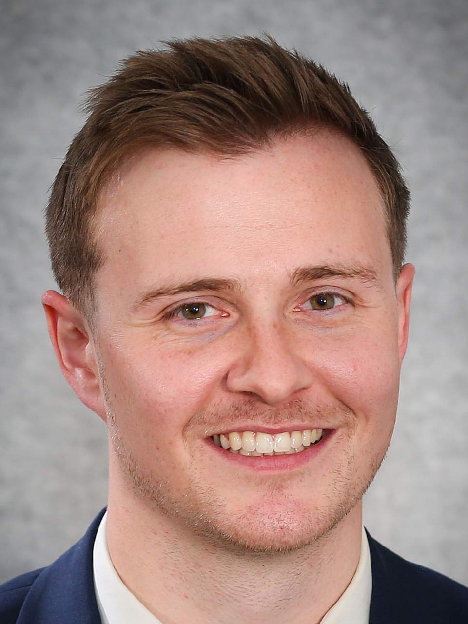 A portrait of Mark Lavering
