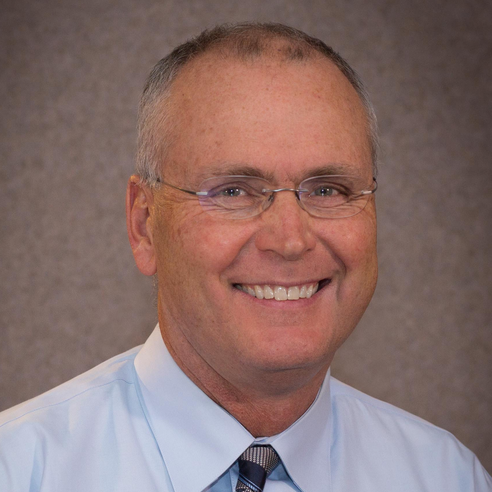 A portrait of Ken Johnson. 