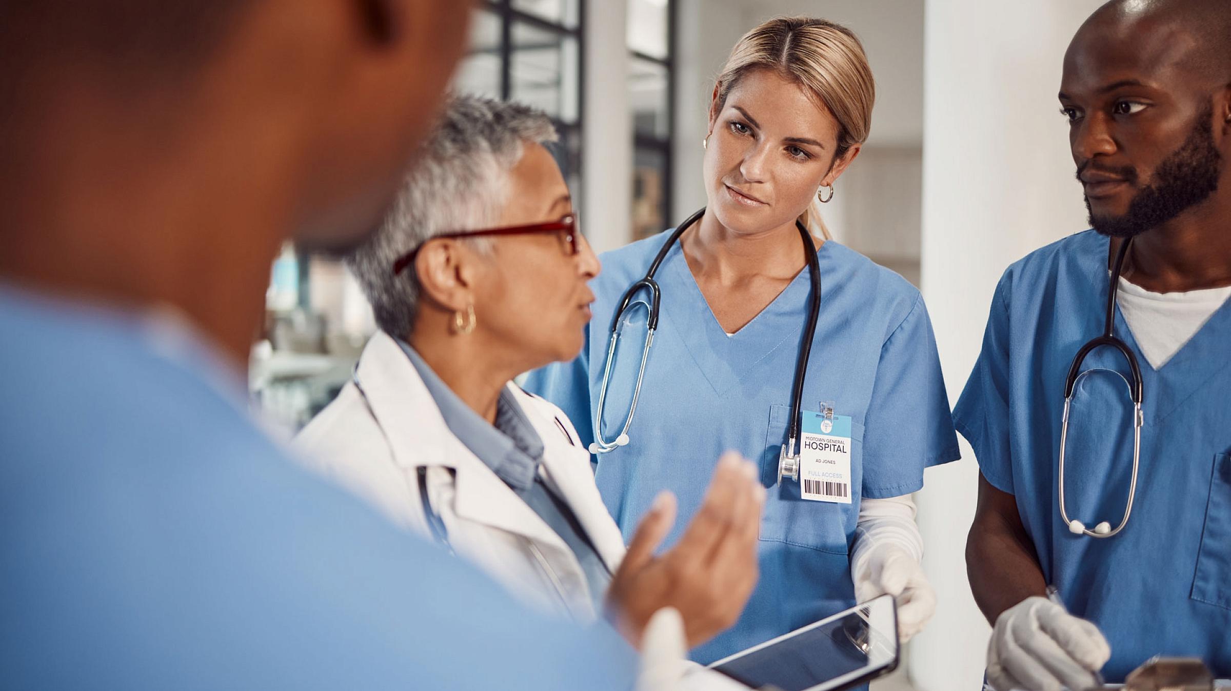 Faculty engaging with medical students